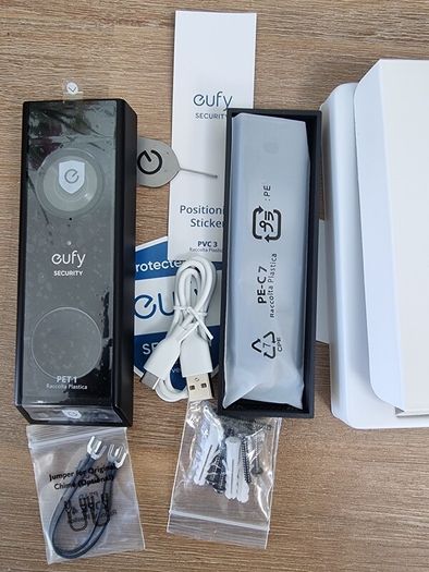 Eufy E340 Dual camera doorbell