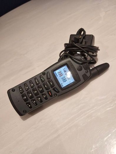 Nokia THR 4 THR880 Made in Finland TETRA, charger Nokia EADS TEA2