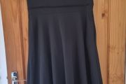 Black dress with pockets