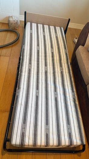 Bed foudable new
