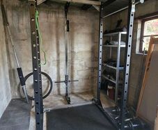 Hit fitness f100 power rack/squat rack with cable pulley system