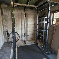 Hit fitness f100 power rack/squat rack with cable pulley system