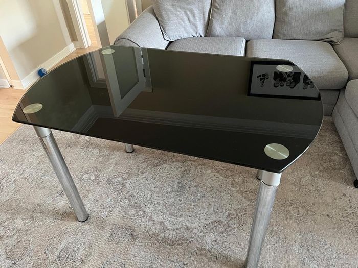 Kitchen table