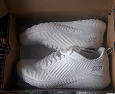 Skechers