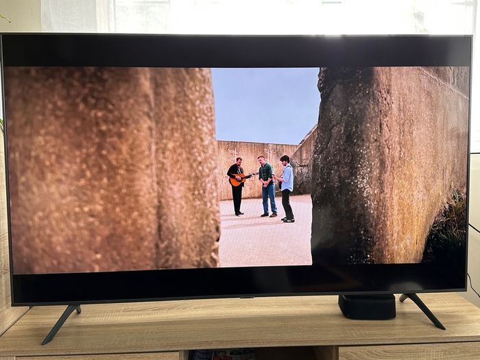 Samsung 4k uhd 65 inch TV