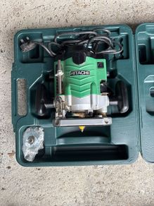 hitatchi router 2000w like new
