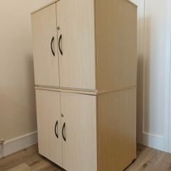 Cabinets  Excellent Condition