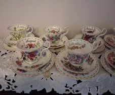 Royal Albert " Flowers of the Month"