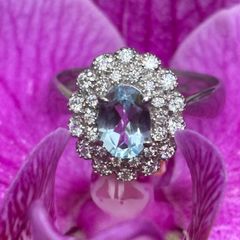 Vintage Aquamarine and Diamond 18ct Gold Cluster Ring