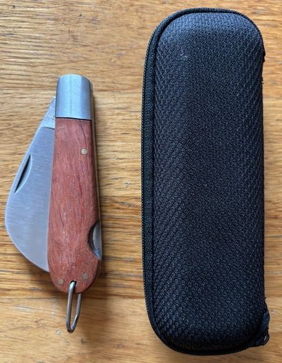 Knife