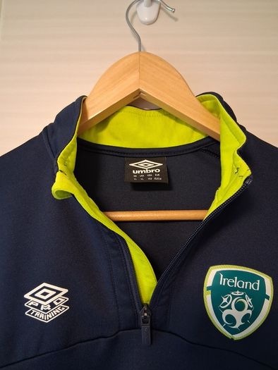 Ireland Football Track Top. Official Umbro Quarter Zip Youth Age 11 To 13 Years. Collect In Dublin Or Receive Via Post.