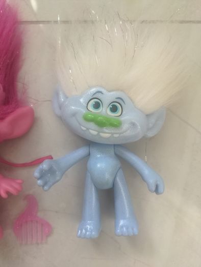 Poppy Troll and friends