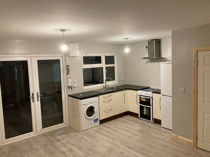 Building Contractors Dublin  - Garden Rooms/ cabins, Home Extensions, Renovations, New builds, fit out, pvc windows and doors.