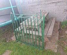 gates
