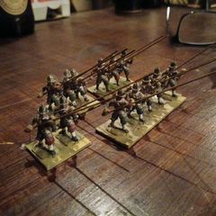 Painted metal pikemen,Warhammer?