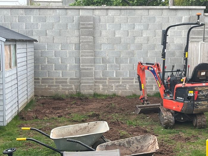 Front & Rear Garden Services  Gravel, Slabbing & Ground Prep Free Quotes