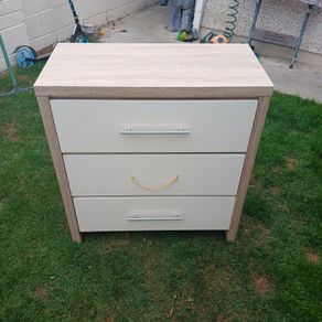 Free chest of drawers