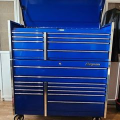 Snap-on toolbox