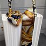 Chic Striped Design Shoulder Bag. Image 7