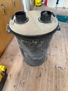 Dust extractor separator bin