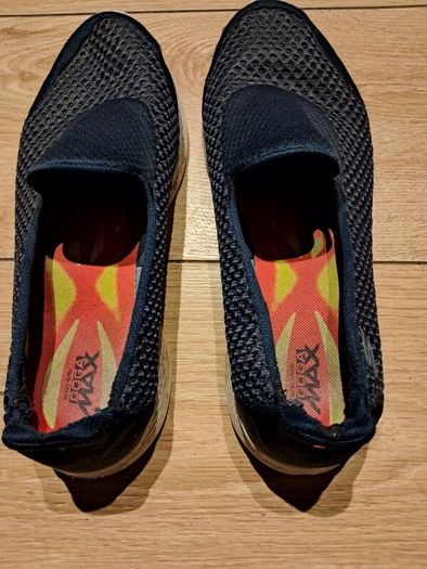Women's Sketchers Shoes X 2