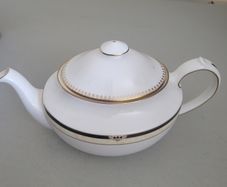 Spode Avignon teapot