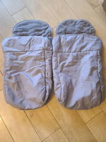 2 x footmuffs