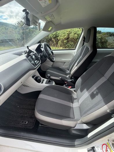 2017 Volkswagen High Up! 1.0 Petrol Automatic