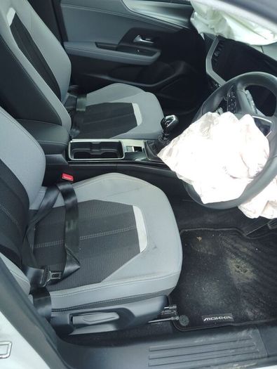 Breaking Opel Mokka elegance 1.2 100ps 2023