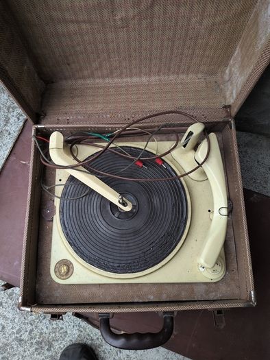 old suitcase and record player