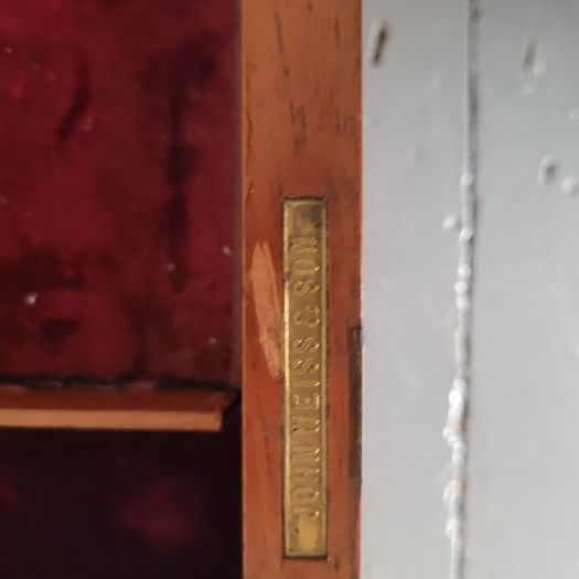 Antique campaign surgeons box