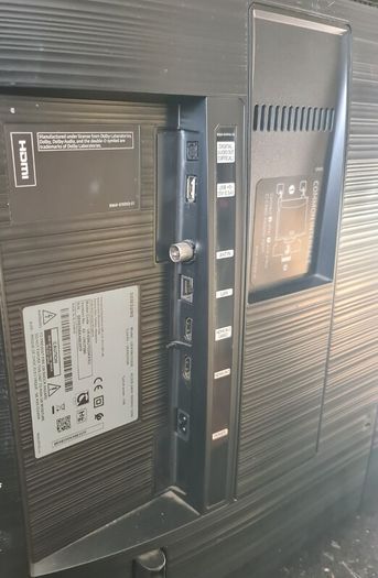 Samsung 43 4K UHD Smart TV  Like New, Perfect Working Order