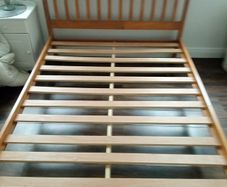 wooden bed 4ft.6 great condition