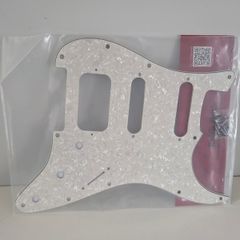 Fender Stratocaster Pickguard
