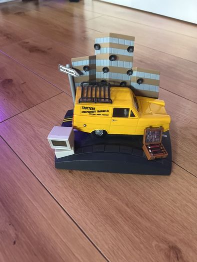 antiques only fools and horses Alarm Clock car