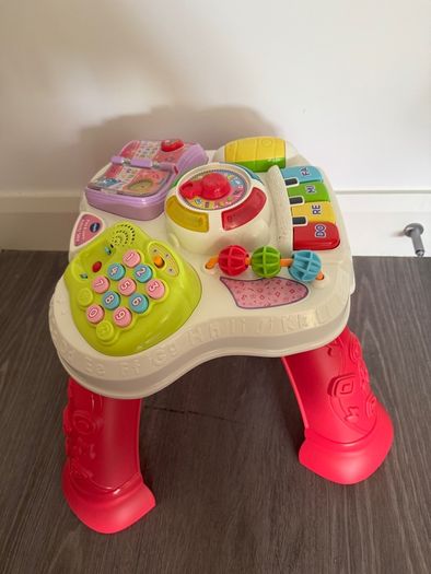 baby push walker and table
