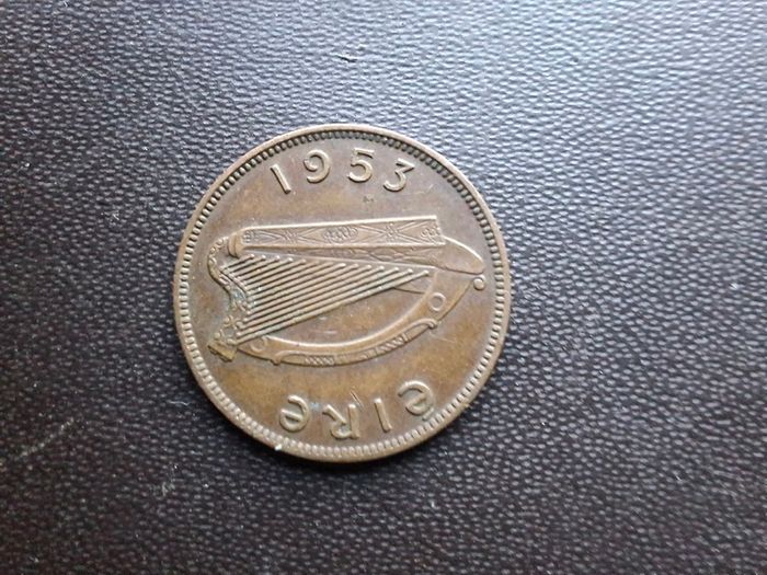 1953 Irish Republic. Farthing. Good condition!