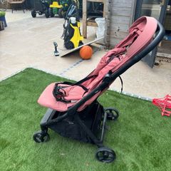 Zummi light stroller - perfect for travel luggage