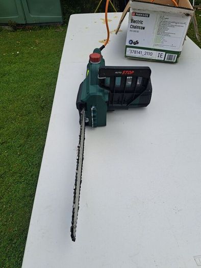Brand New Electric Chainsaw
