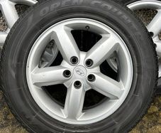 Genuine Hyundai Santa Fe alloy wheels