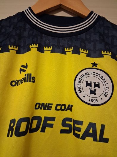 Shelbourne Jersey. Official Oneills Boys Girls Age 7 To 8 Years Away Jersey. Collect In Dublin Or Receive Via Post.
