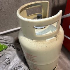Gas bottle