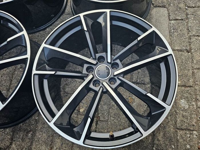 20" Audi alloys