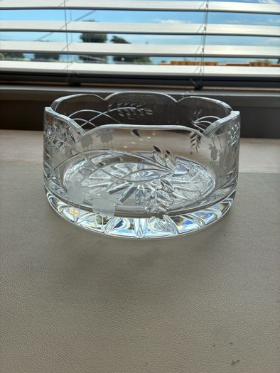 Crystal bowl