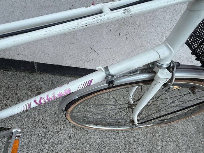 Both bikes 28" inch perfect condition both