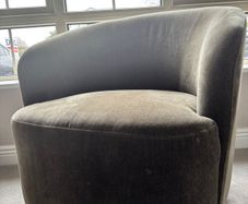 Green swivel chair (Ez living furniture)