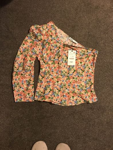 new zara top rrp 40E