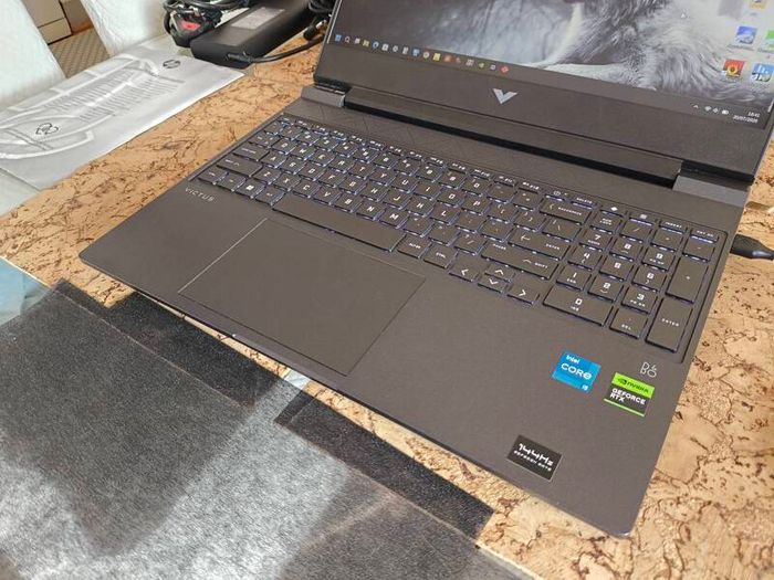 Gaming Laptop Hp Victus i5 13420H 8/12 RTX4050 6GB 16gb DDR4 3200mhz 512GB NVMe PCIE 4.0 15.6" 1080p 144hz Ips 250nits Win11 RGB