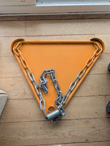Wheel Clamp and Chain