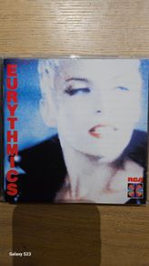 Eurythmics - Be Yourself Tonight.